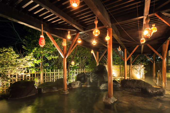 里山風情ただよう温泉旅館「界 川治」で牛肉と猪肉に舌鼓。石臼での豆
