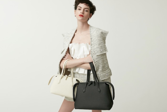 未使用保管品✨現行 ヴァジック GRAF MINI グラフ ミニ レザー 黒