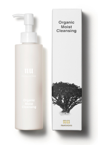 高橋メアリージュンが「ヌゥ」のオーガニックスキンケアアイテムを