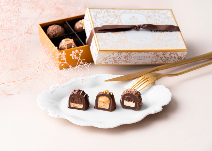 季節のトリュフ-春夏-16粒入 GODIVA】季節のトリュフ-春夏-（16粒入） （GODIVA） | Cake.jp