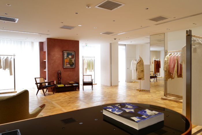 MADISONBLUE」旗艦店が青山にグランドオープン。先行販売アイテムや