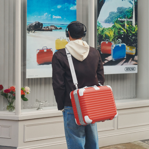 リモワの限定アイテム「HOLIDAY ハンドキャリーケース」が発売