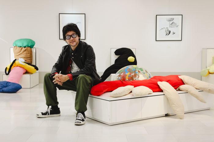 浅野忠信のヒストリーを体感するアート個展が開催 | marie