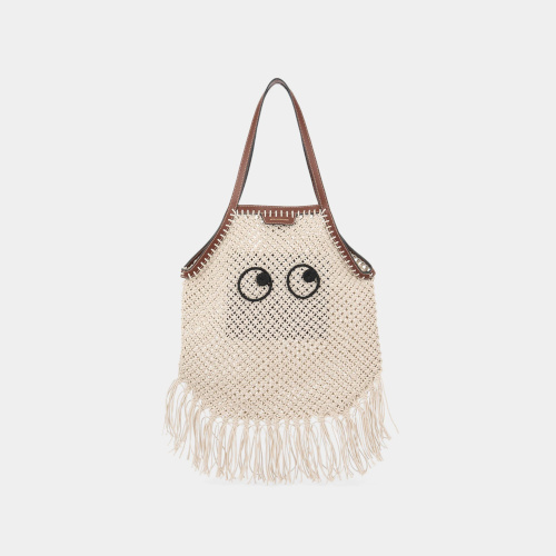 アニヤ・ハインドマーチのポップアップ「Anya's Dive Shop」。海の