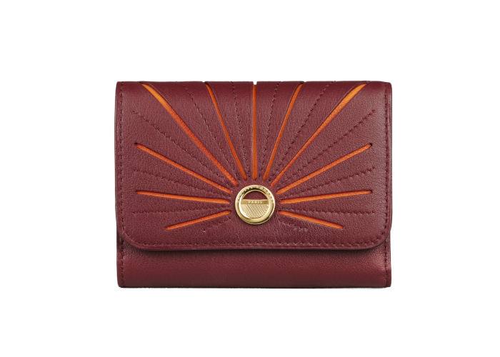 カミーユ・フォルネ」創業80周年を祝し、バイカラーの限定カプセル