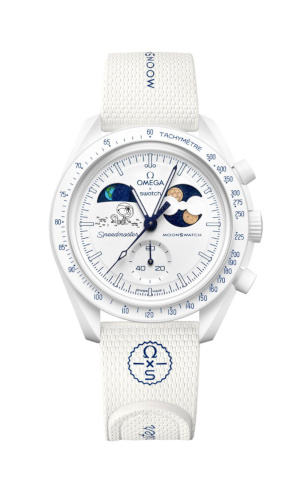 オメガ×スウォッチ」スヌーピーと雪の結晶があしらわれた新作。3月まで