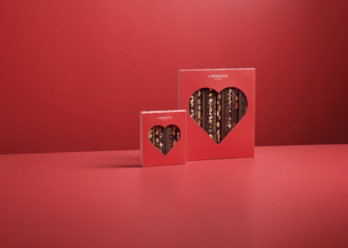 ラト バレンタイン Shop Praline Selection 11pcs heart box by Läderach