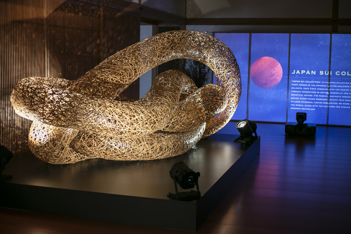 JAPAN_SUI_COLLECTION_15_Display_Infinity