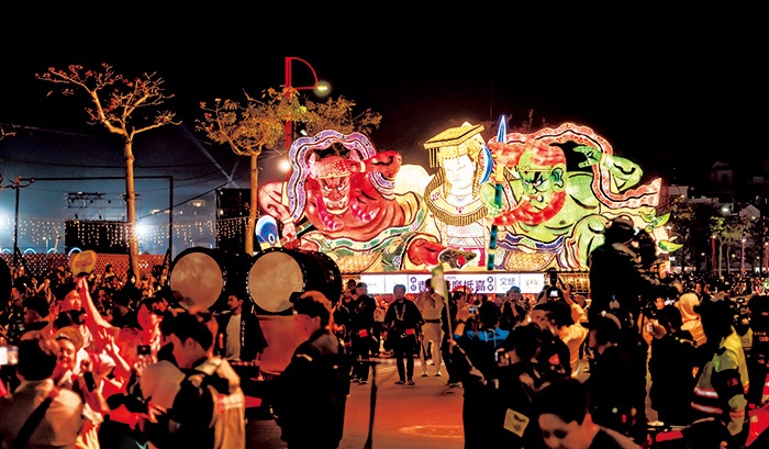 台湾_ねぶた師作品