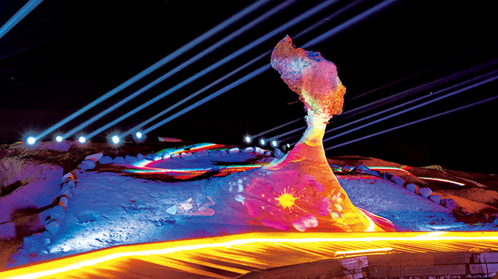 台湾_野柳石光_女王頭