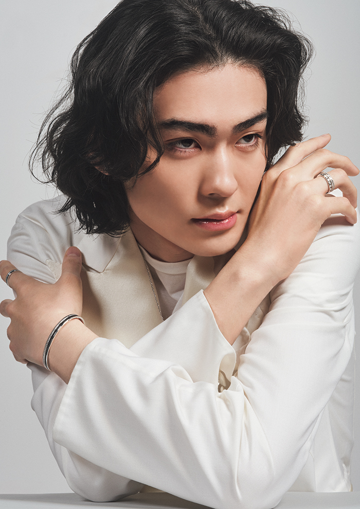 ブシュロン　市川染五郎